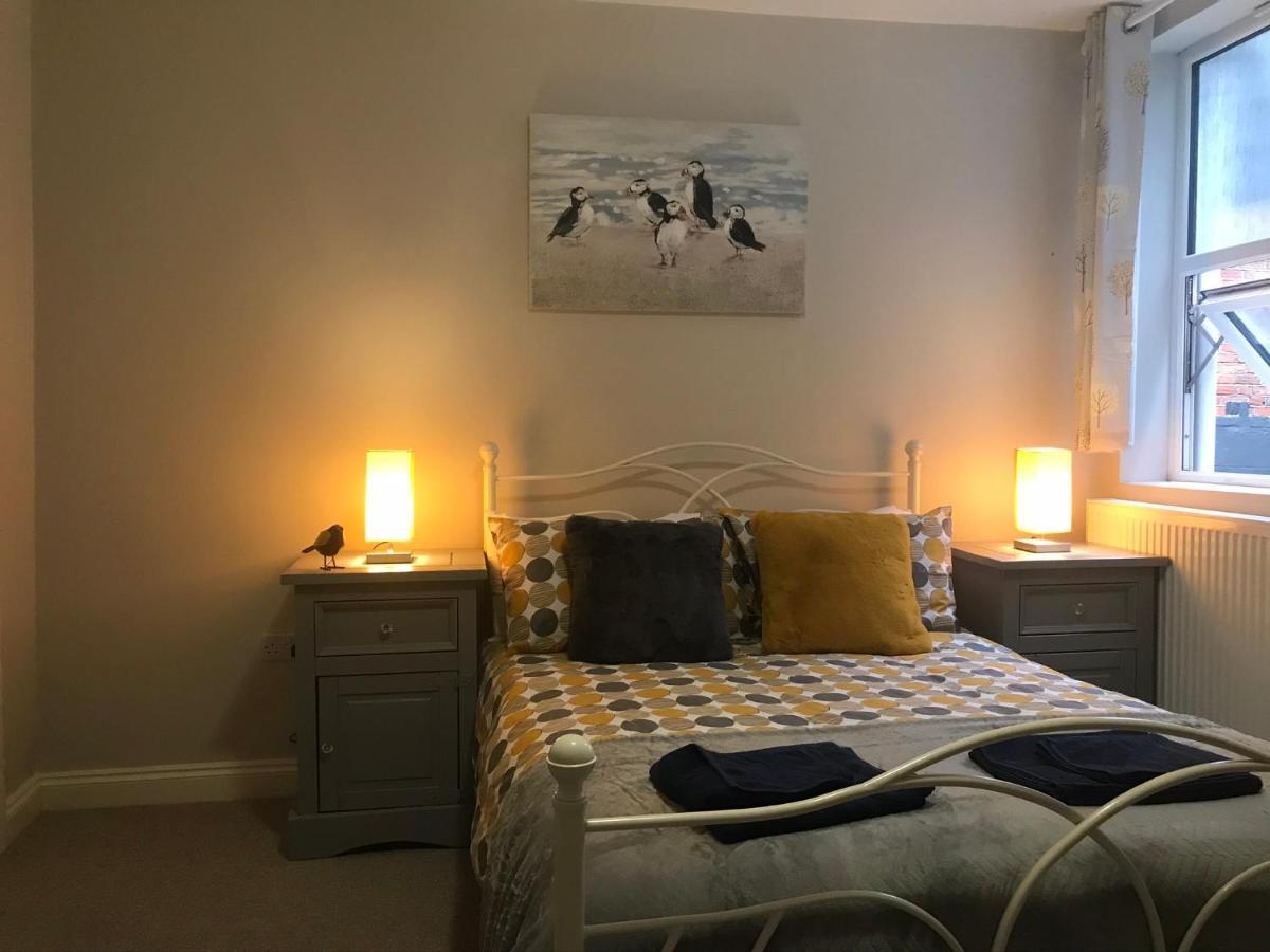 St Margaret'S Ground Floor And Lower Deck Apartment 라이드 외부 사진